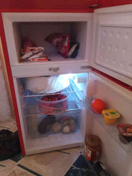 ثلاجه جديده كلش قيم بل يرضي بي الله مكاني العبيدي ***********
