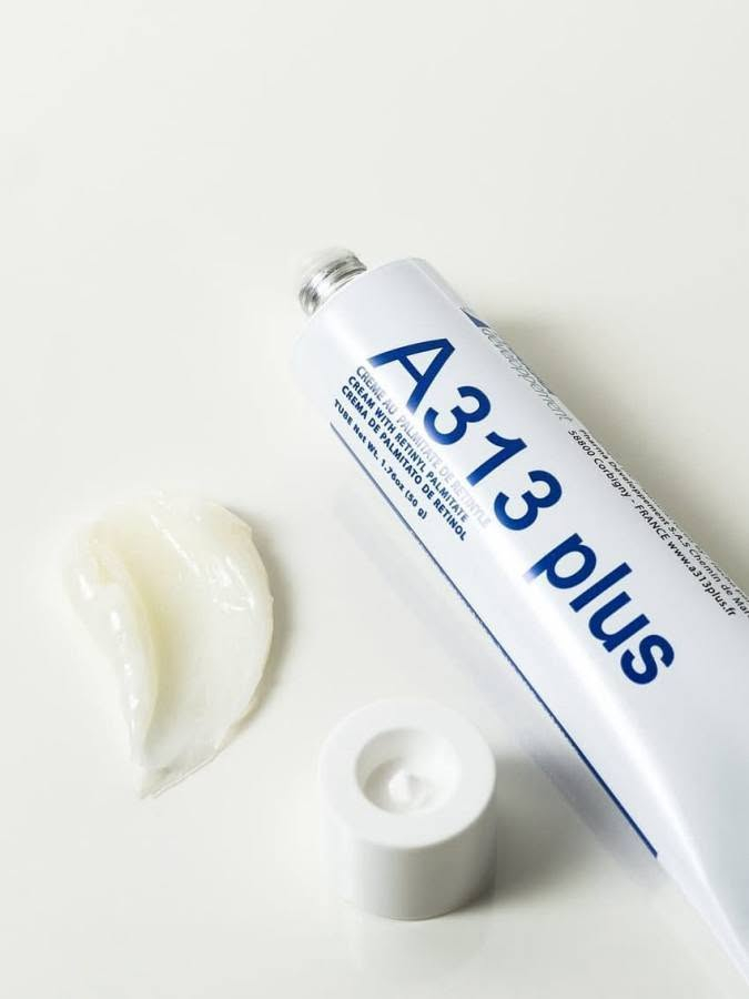 🌟 عصارة A313 ريتينول الفرنسية 🇫🇷
 – أقوى علاج لتجديد خلايا البشرة!
A313 Creme Au Palmitate De Retinyle Crème Correctrice

المنتج #الأكثر_طلباً واللي البنات دايماً يدورون عليه!
بديل الحقن للنضارة الفورية 💉✨
يعالج التصبغات، التجاعيد، وآثار التعب عالوجه!
كريم فيتامين A 💊
الأطباء يوصون بيه لعلاج:
✅ تهيّج الجلد
✅ التجاعيد
✅ آثار الشمس
✅ حب الشباب
✅ التصبغات

شنو يسوي؟
🔹 يحفّز البشرة تنتج كولاجين
🔹 يسرّع تجديد خلايا الجلد
🔹 ينظّف المسامات ويقلل حجمها
🔹 يخلي بشرتج صافية، مشدودة، وبيها لمعة صحية ✨

💥 يعني بكل اختصار:
وجهج يرجع يلمع مثل المراية وبدون حقن أو فلتر! 😍

📍 ملاحظة مهمة:
ممنوع استخدامه للحامل أو المرضع ❌

للحجز والاستفسار التواصل خاص 
يوجد توصيل لكافة محافظات العراق 4الاف فقط 🚕🚕


**إذا كنت صاحب هذا الإعلان وتريد حذفه لأي سبب، رجاءا أرسل رسالة إلى الدعم الفني**