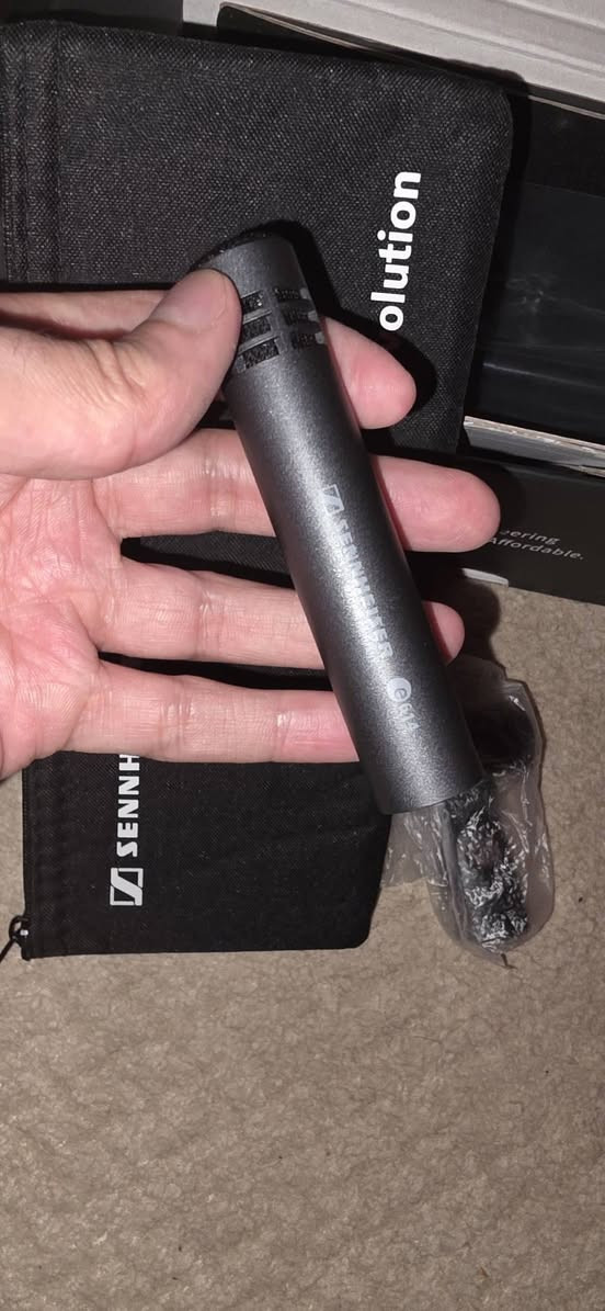 مايك سنهايزر للبيع يستخدم للتسجيل


**إذا كنت صاحب هذا الإعلان وتريد حذفه لأي سبب، رجاءا أرسل رسالة إلى الدعم الفني**