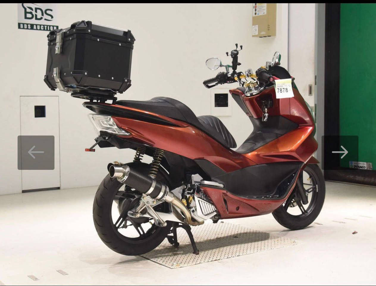 السلام عليكم دراجه pcx للبيع جيل ثاني ياباني فول تزويد
1 فچ رياضي 
2 زعانف رياضيه 
3 يدأت بريك رياضي 
4 استيرن رياضي 
5 تدفئه يدأت 
6 كشن رياضي 
7 صالنصه رياضي 
8 شوته رياضي 
9 نيكلات
10 قطره دهن راضي
11 كاسحه رياضي 
12 لون مميز جاي من اليابان 

( ملاحظه ) الدراجه تزويدهه كله من بره أو ممشاهه عله وضع المزاد صالي سبوعين منزله من الرمبه السعر 20 ورقه قفل قفل الموشراي لايخابرني جماعه احذف المنشور لا توصل 
*********** واتساب فقط
