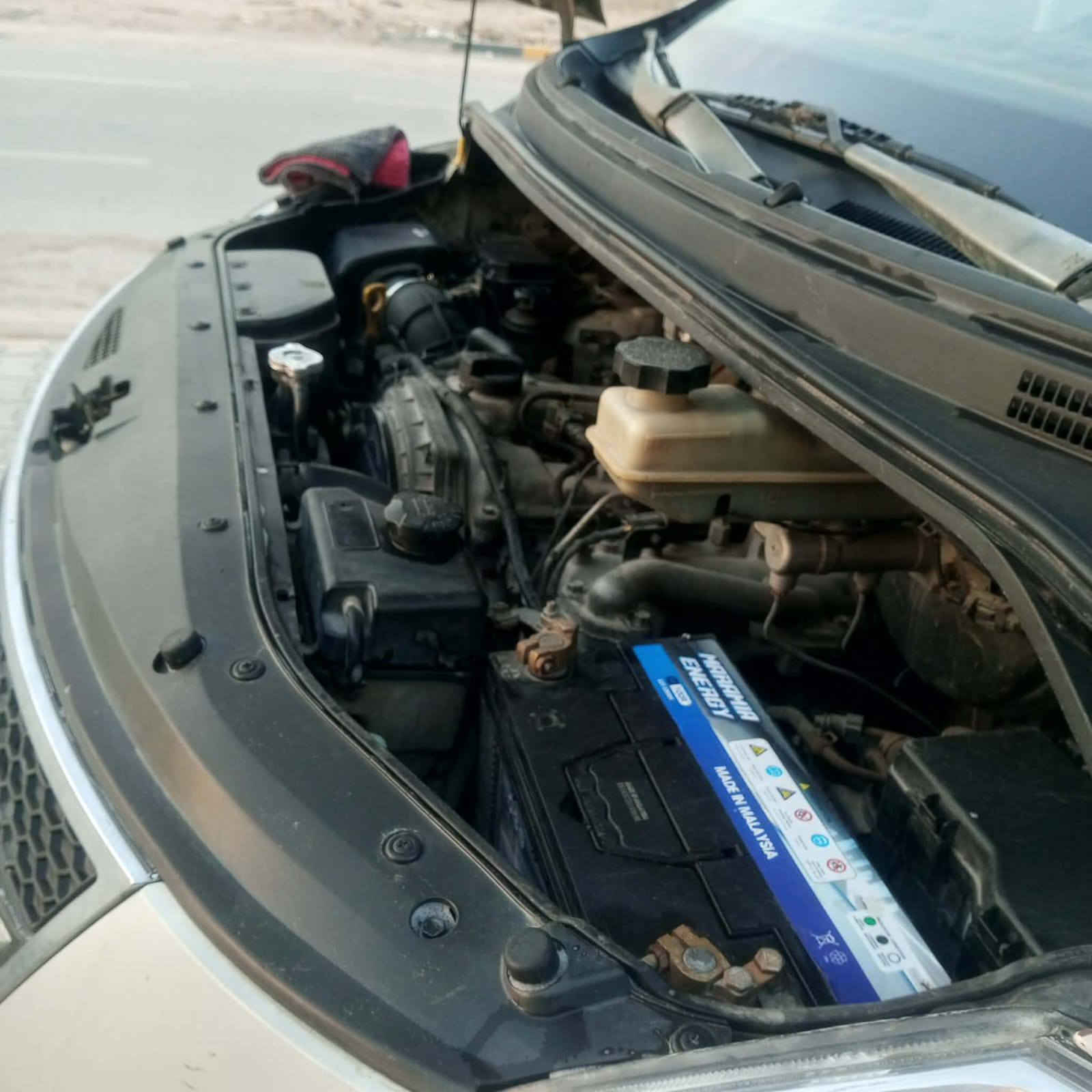 سلام عليكم ستاركس موديل 2011 مكينه مسكر صار شهرين مشدوده مكان كوت الشهداء ***********
