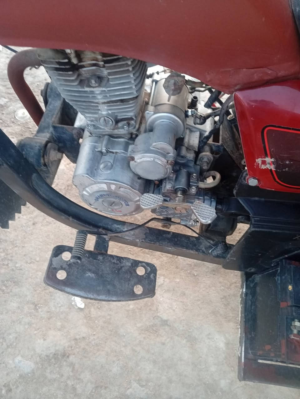 السلام عليكم ستوتة مديل 2015محرك 19اوراق أصولية تعمير كله جديد كهربائيه كل شغاله السع 1250وبيه مجال العنوان بابل محاويل حي ابو سديرة ***********
