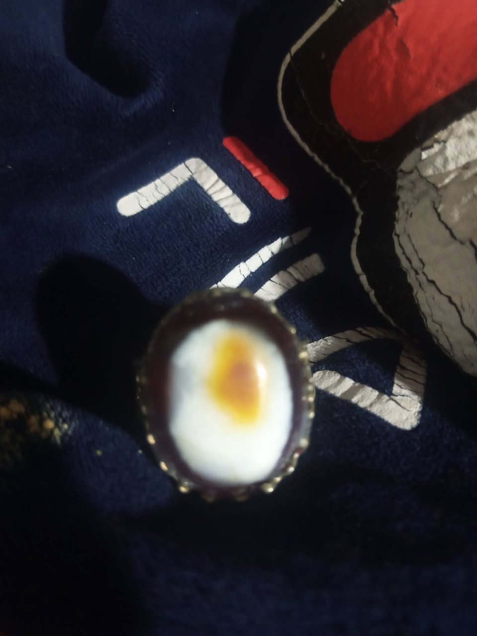 محبس فضة ملكي صياغة يدوية - عقيق سليماني ذو عين (يُشب أحمر)المحبس (الفضة): فضة إسترلينية أصلية ختم 925،


**إذا كنت صاحب هذا الإعلان وتريد حذفه لأي سبب، رجاءا أرسل رسالة إلى الدعم الفني**