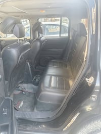 جيب باتريوت 2017 بيها صبغ 3 قطع وارد امريكي ضربتها جاملغ خلفي مواصفات ...