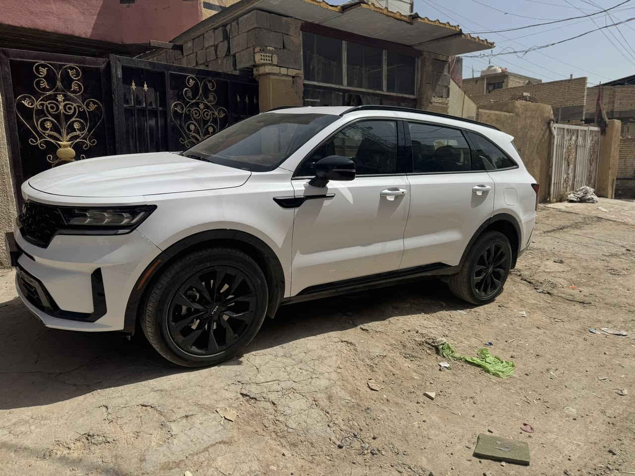 سورتنو فول مواصفات عده بنوراما
موديل23 

فئه سمارت ستريم تيربو الاقتصادي

 

رقم بغداد الجديد

السياره خير من الله مناقصه شي  

بصمه ابواب ترحيب جنطه كهرباء 

حادثه جاملغ تبديل ورش الباب وشويه من البنيد صبغ بدون دواخل السيارة 

سياقه ذاتيه 

4وضيعات رياضي موس 

فور ويل 

لد زنون 

ماشيه47 الف 

 Vipالسياره
***********

سعرها 220 وبيها مجال للطيبين
