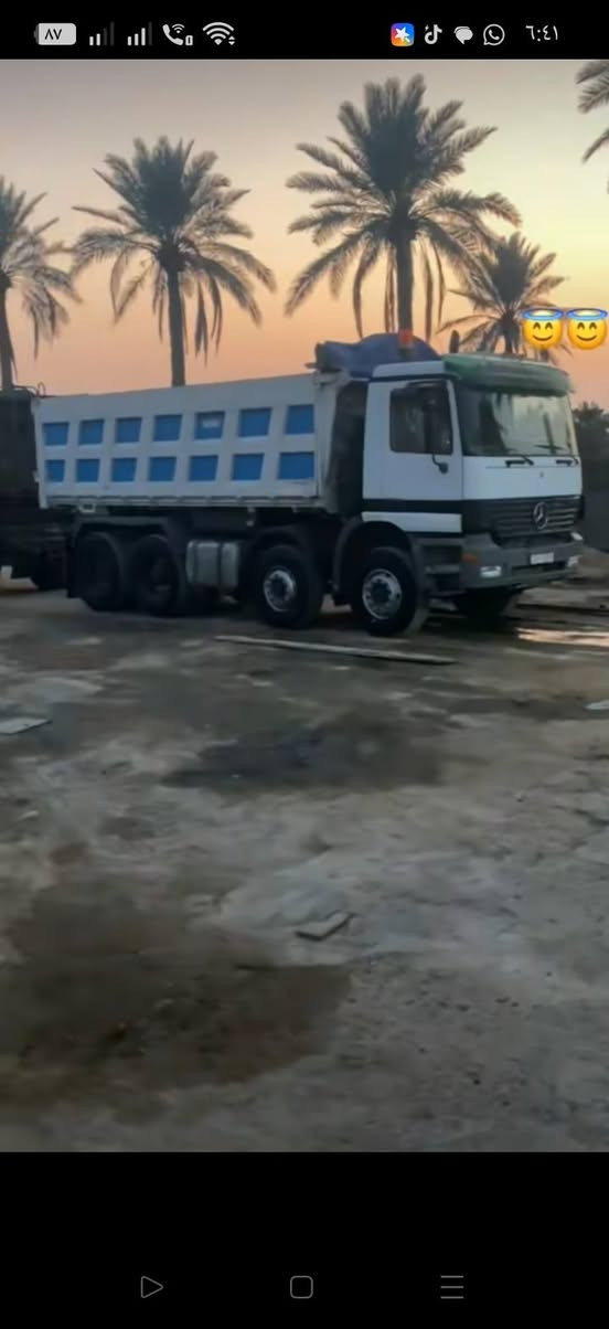 سياره للبيع شمعه موديل ٣كير فتيس مكينه ٨مجموعه جيف مربوطه قاطوره مقطوره ***********
