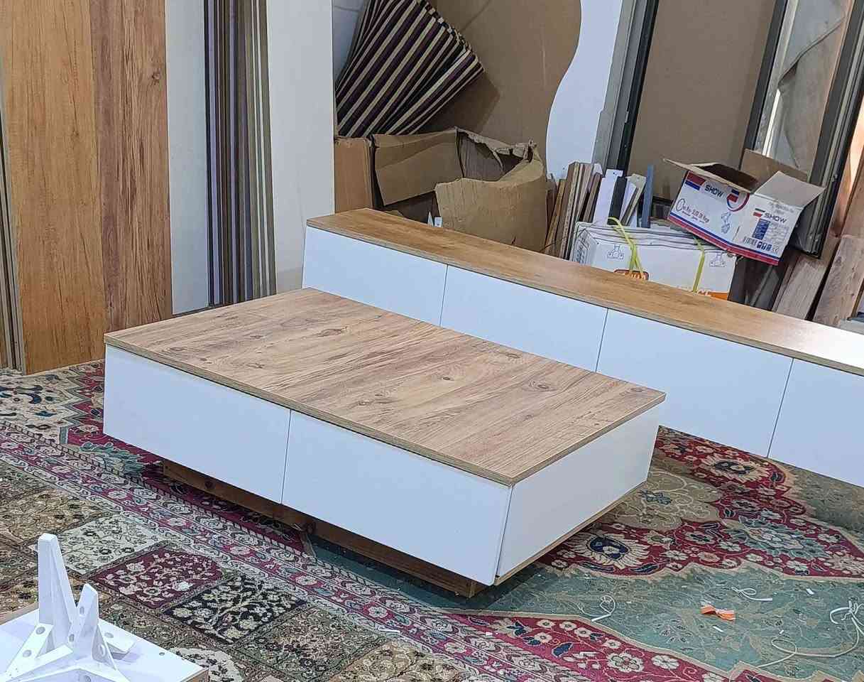 مێزی ناوەڕاست لە ڕەنگی مێزی تیڤیەکان بەردەستە لە ئێستادا چەند دانەیەکی سنوردارمان لێ دروست کردوە نرخی 80 هەزارە لە بکرەجۆم گەیاندن تەنها 5 هەزار بۆ ناو سلێمانی
*********** السليمانية, العراق

