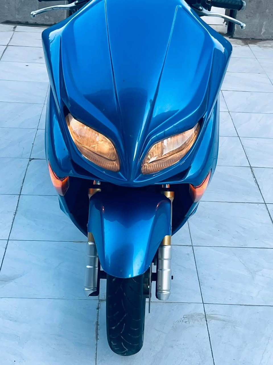 السلام عليكم / الحلال للبيع سسبب البيع اشتريت سياره وعرضتها !!
فورزا صفر 9 الون ازرق بحري ياباني كمرك وياهه اوراق مداور وياهه موديل 2008 دراجه جاهزه اخذتها قبل سنه مكفوله من السرقه اشاير لايت عالي ناصي حساس ستند تنزل الستد تطفى كلها حساس مي ازرق مبدل راديتر مشيش دراجه متعبك بس بيها فقط كتف شحن واكف لان بدلت باتري وضرب الكتف غيره ماكو من عندي للشارع كبل مكانها بابل الكفل سوق دوهان كيرهه الرياضي ملغي من اخذتها هيج 

***********
