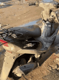 سلام عليكم دراجه ماكس قجمه دراجه نضيفه كلشي مابيه نكره سلف مامفتوحه المكان البصره. سعر 850 
يتصل ***********
