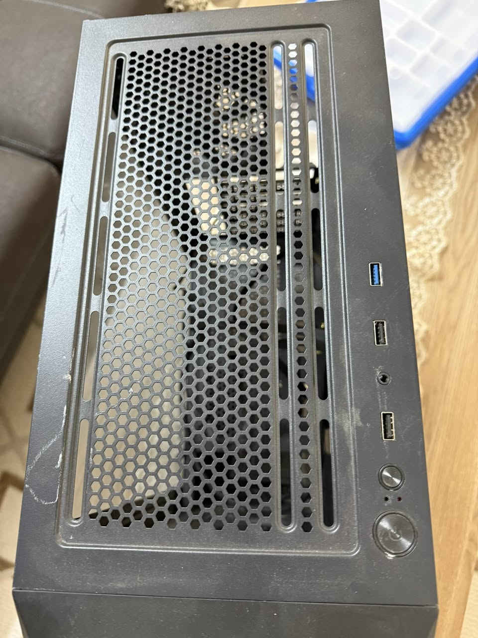 كيس حاسبة شرط نظافة 
يحتوي على ٤ مراوح 
٥٥ الف سعره


**إذا كنت صاحب هذا الإعلان وتريد حذفه لأي سبب، رجاءا أرسل رسالة إلى الدعم الفني**