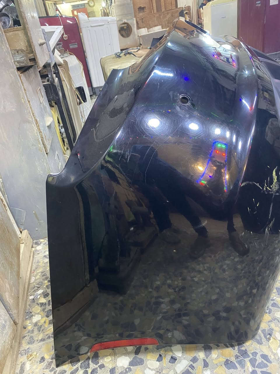 السلام عليكم 
دعاميه خلفية sxtبلادية اللون اسودكاملة مع الدفيوزر نضيفه جداً العنوان بغداد *********** ترهم من ل15 ل23
