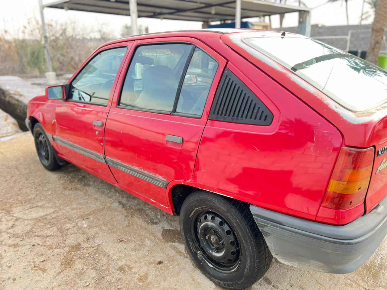 السلام عليكم اوبل كاديت لبيع السعر 22رقم ***********
