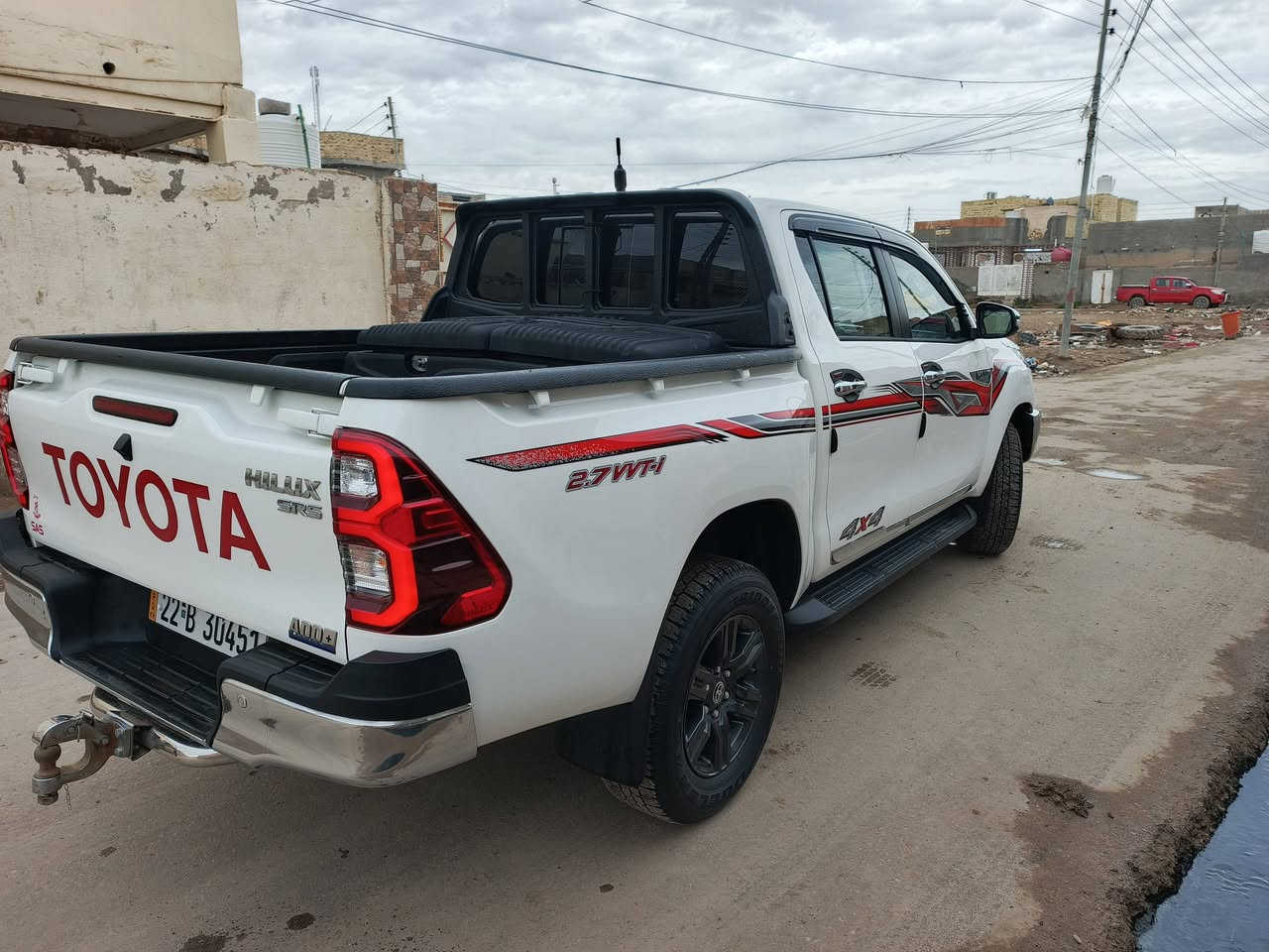 السلام عليكم تويوتا فورويل موديل 25 كفاله عامه على وضع الشركه يعني زيرو اوتوماتيك رقم اربيل تحويل مباشر يعني لا براء الذمه ولا شيء فول مواصفات شاحن اواكس تبريد تدفئه كشنات رادار بيع ومراوس 
العنوان ذي قار الفجر 
السعر المطلوب 350
تلفون ***********
ضمان ثلاث سنوات تبديل دهن على الشركه
