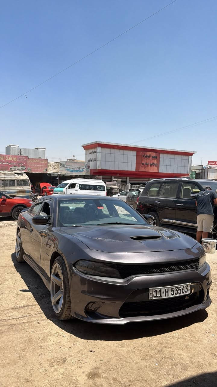 مراوس فقط
ارتي 2018
حادثها جاملغ وبنيد 
وبيها صبغ باب السايق و جاملغ عكس السايق 
جاهزه السياره
السعر 170
العنده مراوس يتواصل وياي
***********
