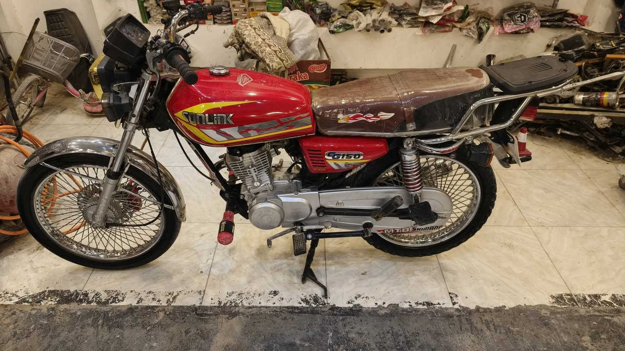 السلام عليكم اربعه كير 2023 الدراجه نضيفه ماناقصهه كلشي مامفتوحه السعر 550 وبيهه مجال بصيط هاتف *********** مكان سامراء حي الخضراء
