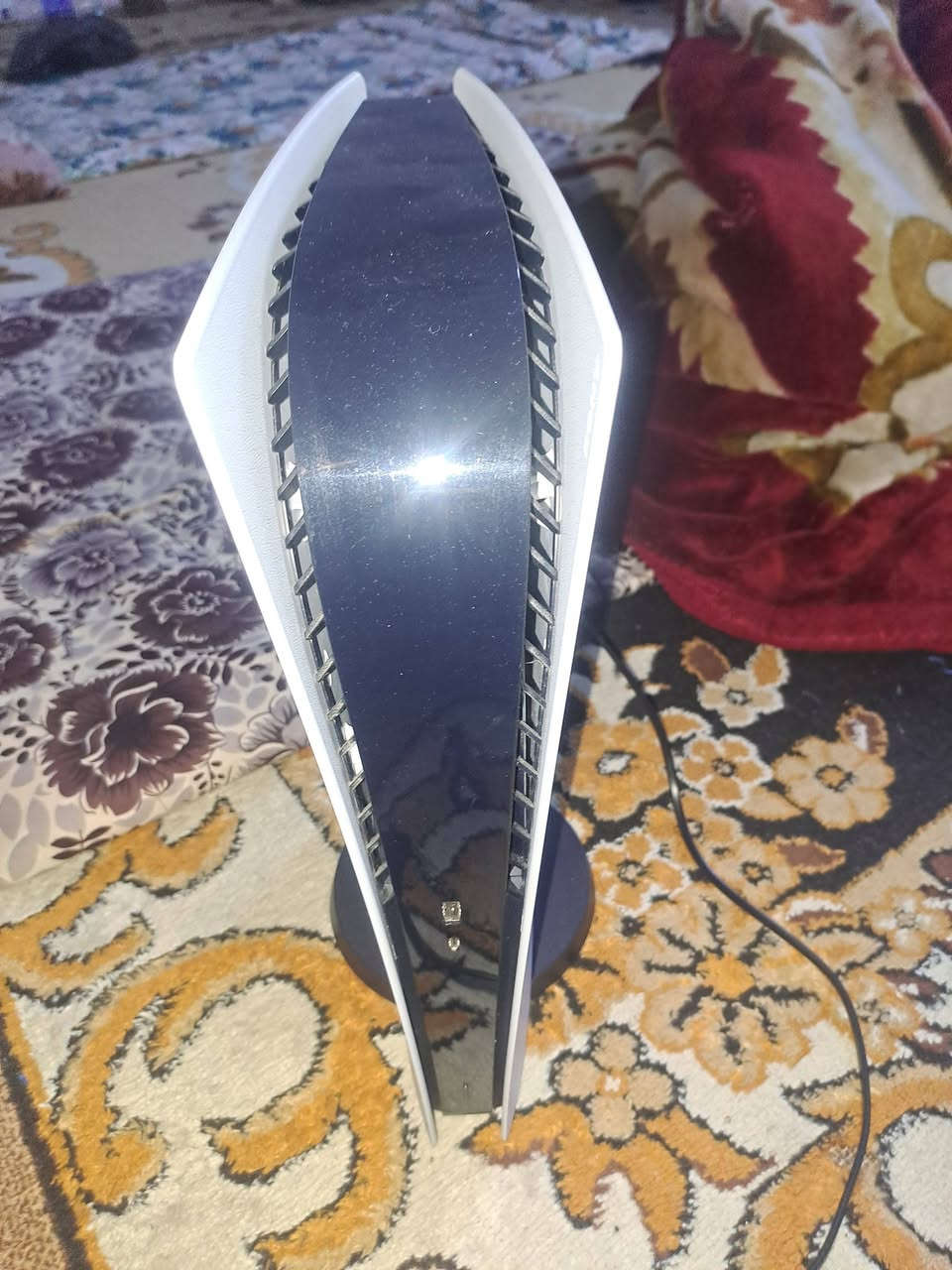 السلام عليكم 5ديجتال للبيع 550 الف وبي مجال مكاني بغداد العبيدي
***********
