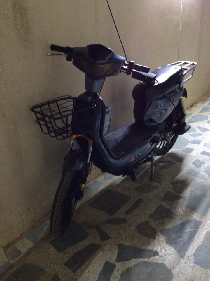 للبيع حجم 20خمس بطاريات تبل يمشي 45 نظيف مآبي ولا عطل كلو كامل سعرو 350 في الموصل في حي العربي يم الرقم ***********
