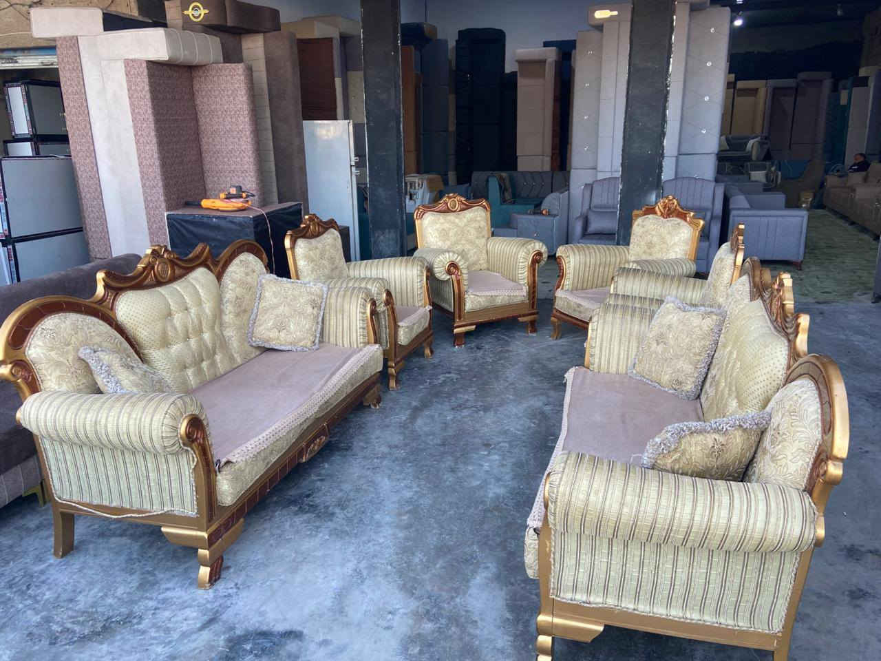 يتوفر لدينا تخم ملكي مستخدم بسعر مناسب العنوان ديالى بعقوبه يرجى التواصل عبر الواتساب أو الهاتف ***********
