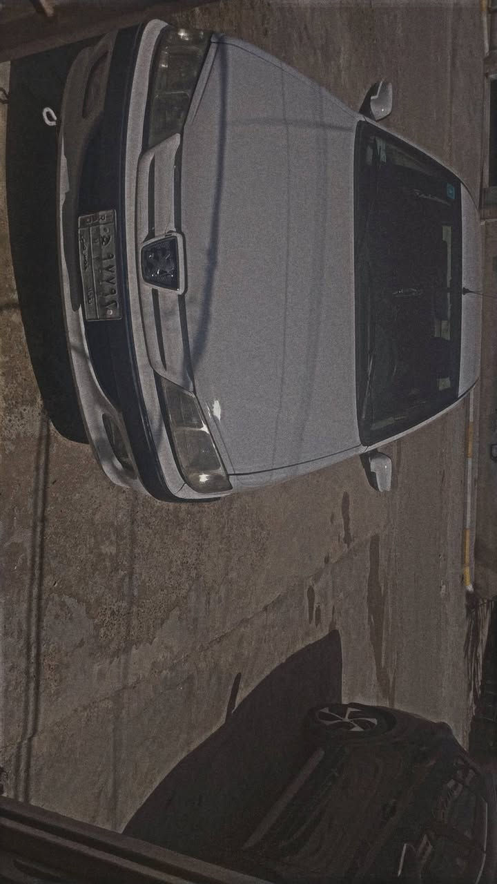 سلام عليكم بيجو بارص موديل 2018 سياره مكفوله من ضربه ما عده رصعات بل بنيد مكينه وكير خير من الله صدر جديد تخم تاير خط ابيض تبريد خير من الله سياره جاهزه من كلشي رقمه نكليزي بس هذني صور قبل لا احوله سعر 68 اتصل *********** بي وتساب
