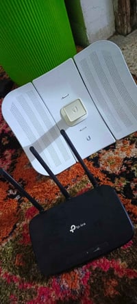 لللبيع منظومه انترنت كامله السعر 50الف قفل توصيل ما عندي العنوان ابو غ...