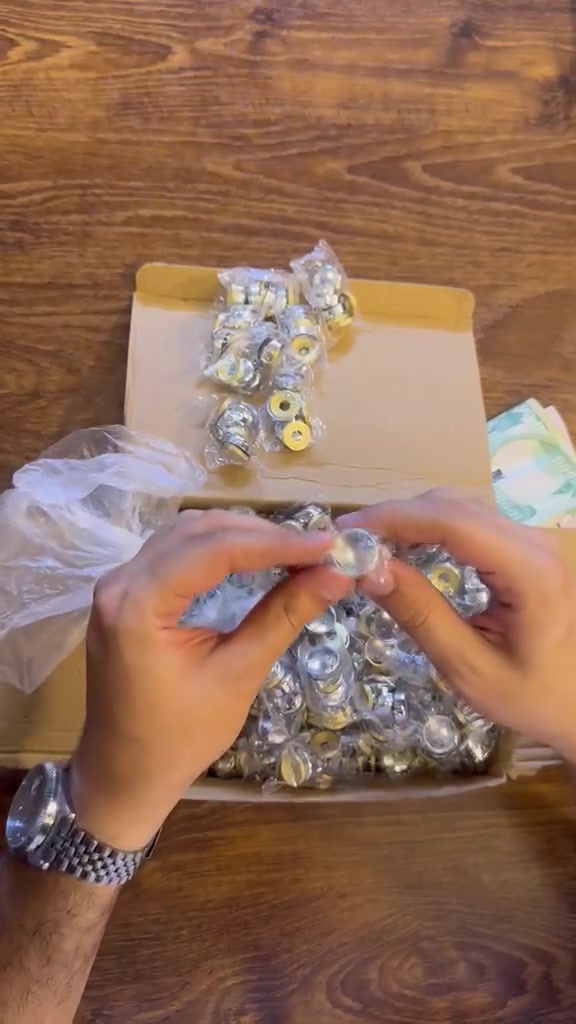 الكتابة
📦 قبق برغي ستيل أصلي ✅ قياس 20 ملم حقيقي
🔹 100 قطعة + براغيها = 15,000 دينار 🔹 200 قطعة + براغيها = 25,000 دينار 🔹 300 قطعة + براغيها = 35,000 دينار
🚚 توصيل إلى جميع محافظات العراق 🇮🇶
⚡ الكمية محدودة والسعر مناسب، للحجز راسل الصفحة.


**إذا كنت صاحب هذا الإعلان وتريد حذفه لأي سبب، رجاءا أرسل رسالة إلى الدعم الفني**