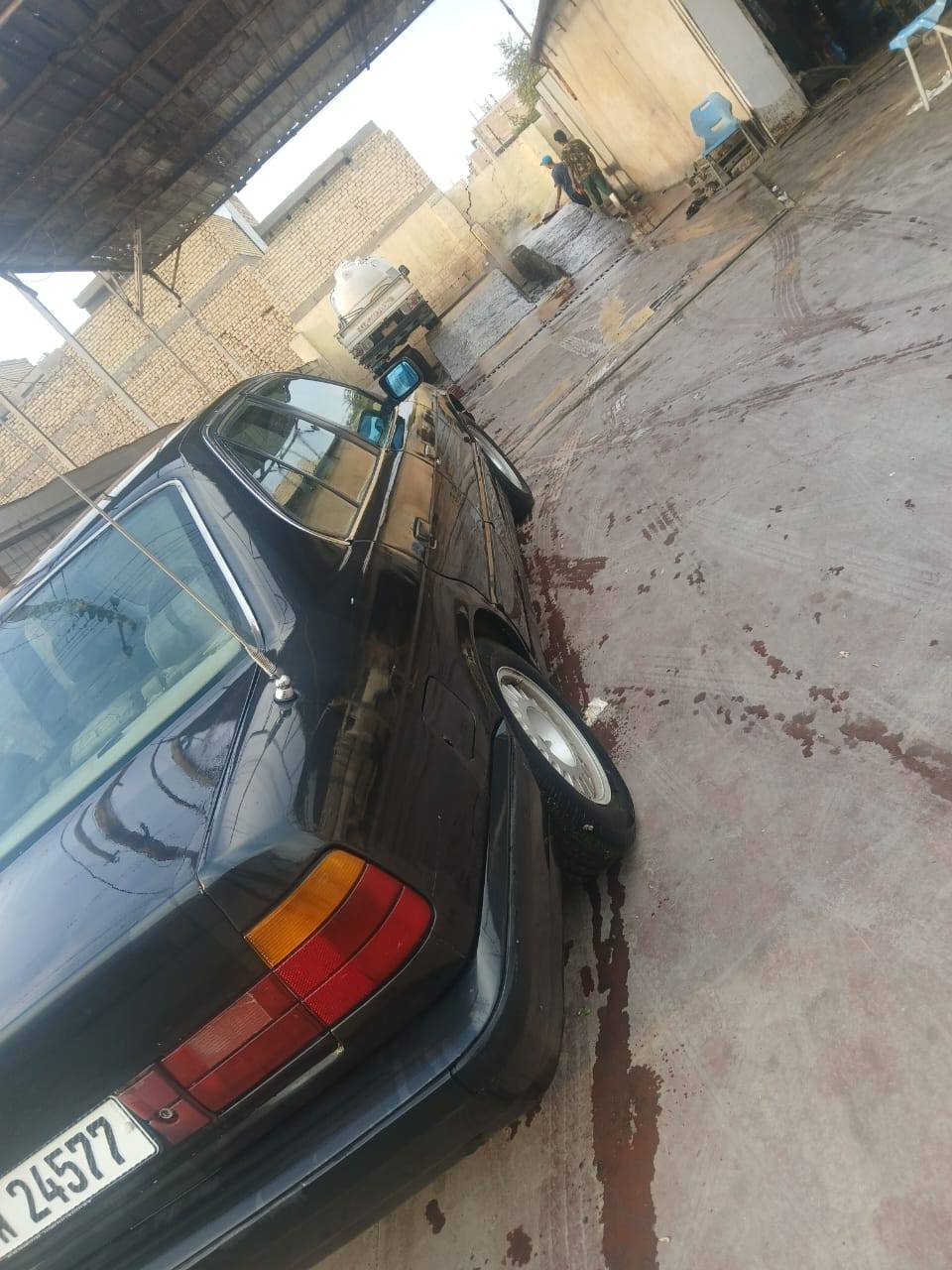 السلام عليكم
بي ام للبيع ٥٣٥ محرك مسكر وكير خير من الله موديل ١٩٩٠ مصبوغه عام مابيه اي ظربه تبريد شغال  كهربائيات شغاله نقص شغلات بسيطه ذارع ماسحه +بوش طبلات خلفيه رقم بغداد دولي جديد السعر ٥٠ وبيه مجال  رقم الهاتف 
***********
