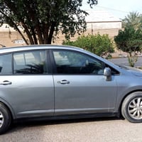 فيرسا • ٢٠٠٩ • كير اتوماتيك