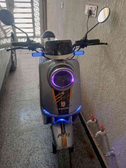 السلام عليكم الوحش               R11 ❤️‍🔥.                        للبيع 5 بطاريات     🈲.                             المميزات خير من الله            ✴️.                                  المكان البصرة شط العرب باب الهوى        🆑.                          نضام P رجوع للخلف             💯.                                  اشاير يمنة ويسرة كلوب الوان زنون                       الدراجة جديدة استعمال قليل                       تايرات جوبلس مرايات سلة كشنات جلد طبيعي [ سرعة 109 حقيقي 85 ⛔️ ] الدراجة مكفولة للاستفسار الرقم                                                    *********** السعر 💯❗️500
