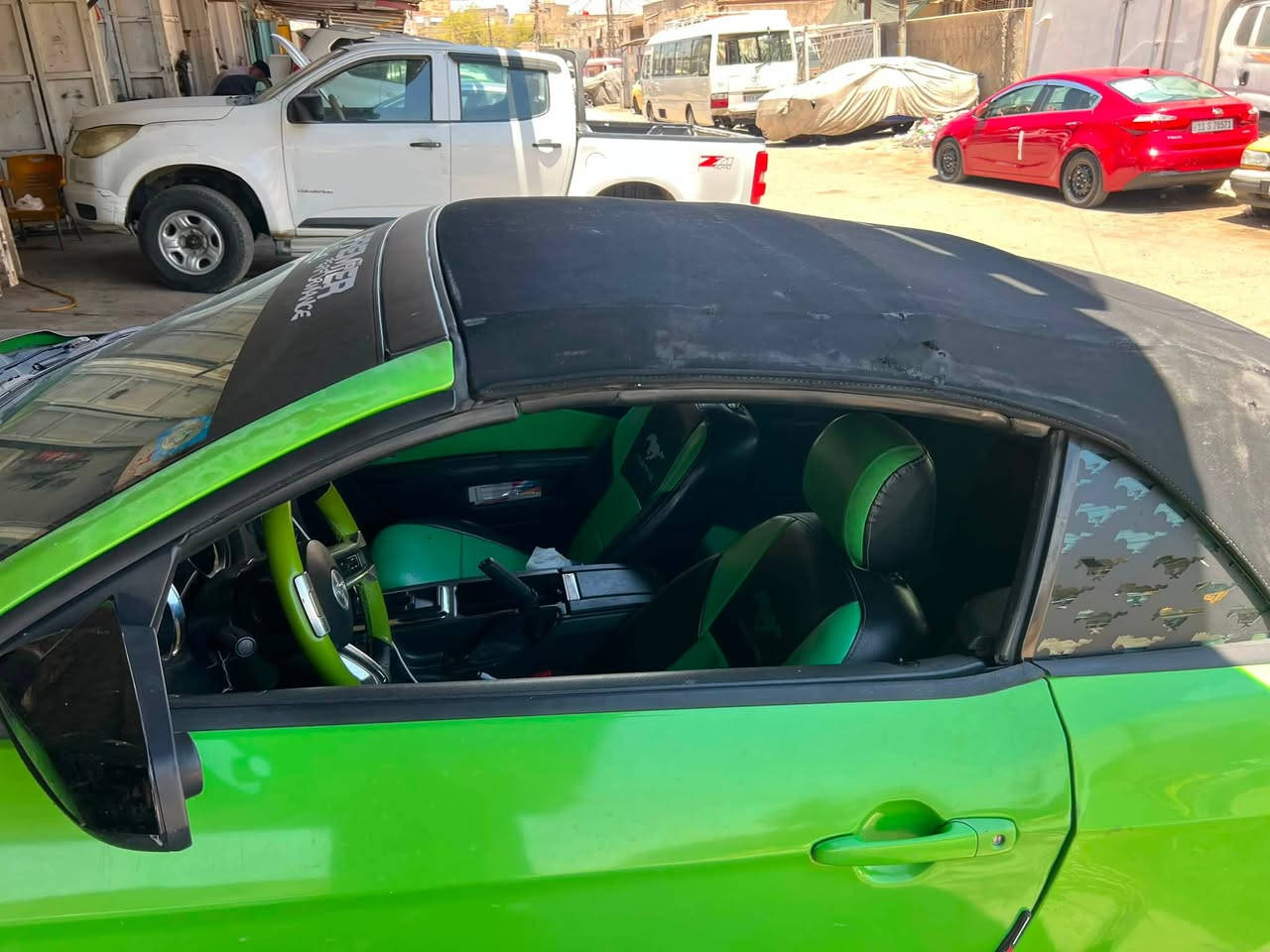 السلام عليكم
موستنك 2013
كشف 
V6.   3700
لون مميز 
السياره بيها ٤قطع ابيع حزام 
لغد شاصي مكينه كير كلة تبريد كفالة 
الكشف نضيف جداً يرادله ادامه حك ٢٥٠ الف تنزل من السعر 
ويل وليد ١٨ 
صدر جديد  مي الراديتر وهل امور مال الادامة كلها جديده 
السياره ما بيها اي نقص 
رقم مميز بغداد ب اسمي شرط التحويل 
هزه بشهر ال٥ مسويها 
السياره كاعده كعده كلش حلوه 
رايدها ٨٨ وبيها مجال شراي اتصل وتعال كلب وبيك خير ودلل 
***********
