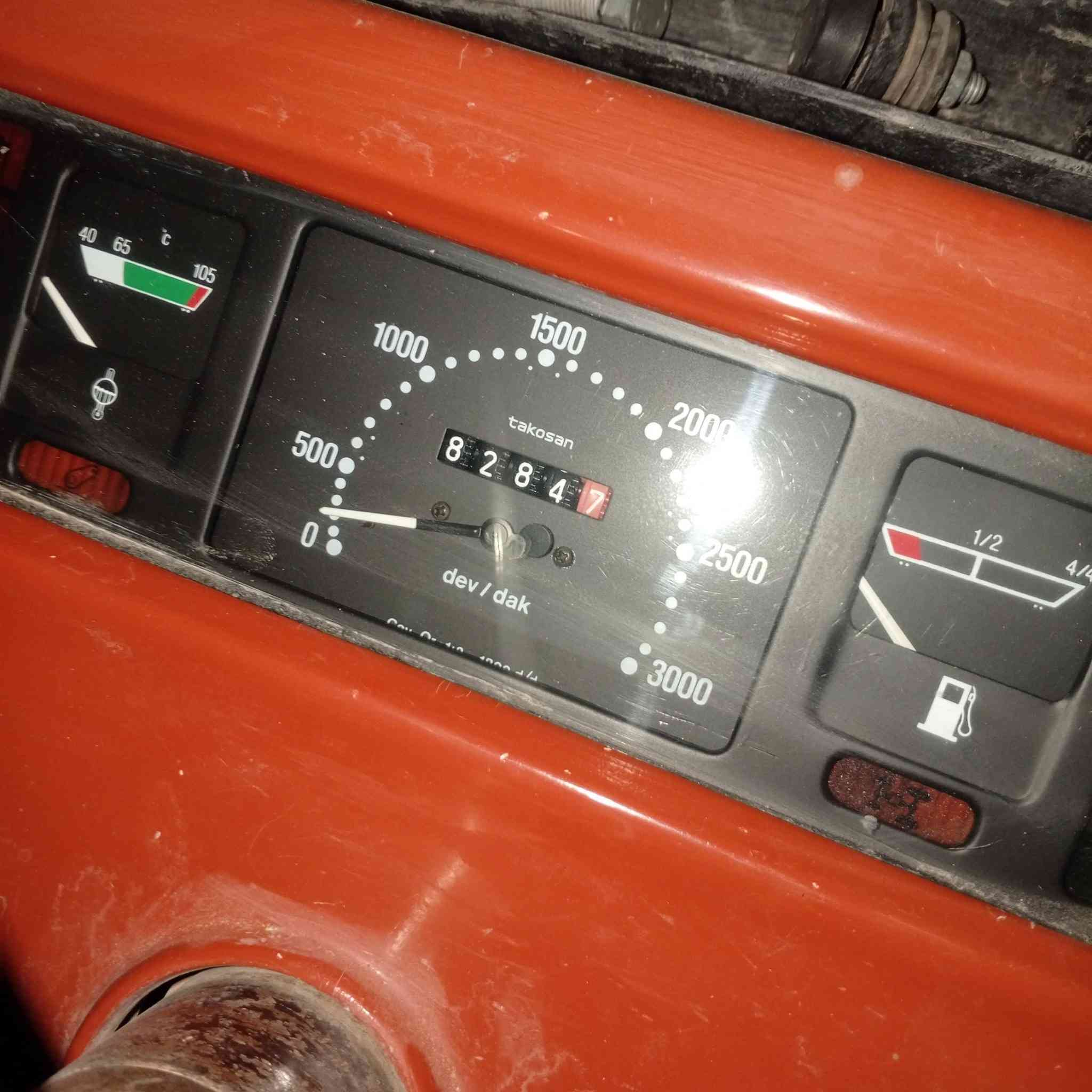 سلام عليكم بسبب وعد كاذب البيع فيات تومسان موديل 2010 حجم 95 80 تخم تاير جديد رقم  سنويه بسمي تحويل ثاني يوم مكان بابل جبله قرب خط سريع سعر 19 وبيه مجال الشراي ***********
