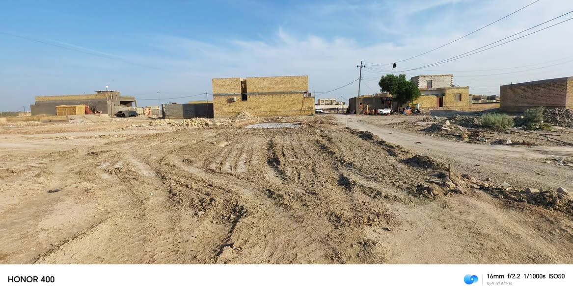 قطعة زراعي 195متر ركن للبيع…
بحي الجوادين الجانب الايمن بشارع السيد محمد الصدر ،المدرسة الصينية 
(واجهه 13 والنزال 15)
السعر 12ونص وبيها مجال بسيط 
للاستفسار ***********
