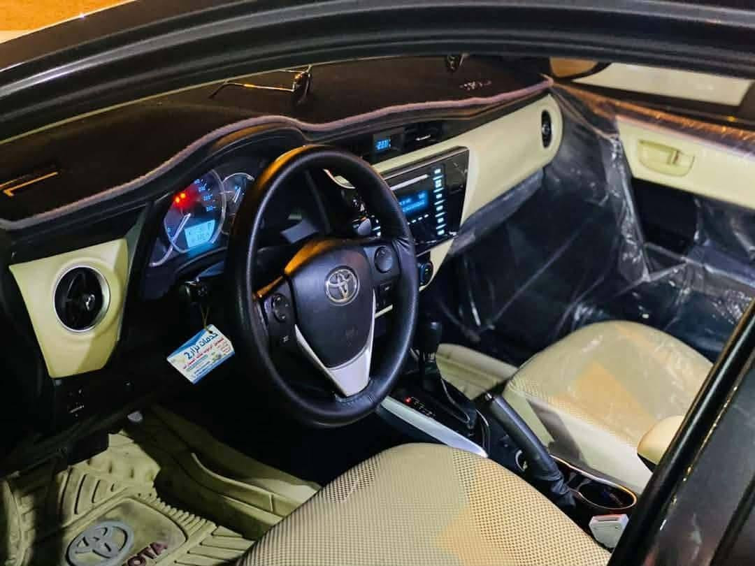 🚗 للبيع: تويوتا كورولا خليجي 2019
الممشى: 155 ألف كم (قابل للزيادة)

مكفولة من الحوادث. 

يوجد كم شخط في الدعامية وكما موضح في الصور. 

السيارة بحالة ممتازة، استخدام شخصي، وصيانتها منتظمة.
محرك، كير، ودواخل ممتازة، ولا تحتاج أي مصروف. 

تم تبديل صدر امامي وخلفي وكالة اصلي. تم تبديل زيت المحرك والفلتر وكالة الاصلي. 

العنوان بغداد الكرخ 

السعر المطلوب:  155  ورقة (قابل للتفاوض بالمعقول بعد المعاينة).
للاستفسار أو المعاينة، يرجى التواصل على ***********
