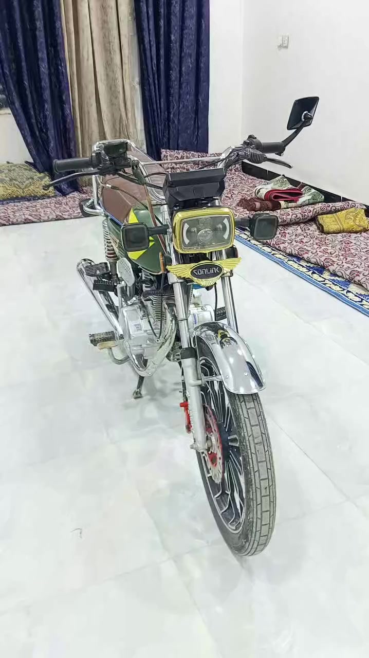 سلام عليكم اخوان دراجه سافان سولنك 2024للبيع الدراجه عله وضع البلاد السعر خاص 0787
4685753


**إذا كنت صاحب هذا الإعلان وتريد حذفه لأي سبب، رجاءا أرسل رسالة إلى الدعم الفني**