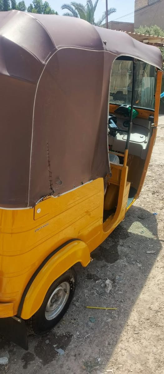 تك تك لبيع مستعجل ع بيعته 6400 
بيه فقط لغد ودوس  مرقم كامله مكلف بلنشر  موديل 2020شهر 11 ***********
