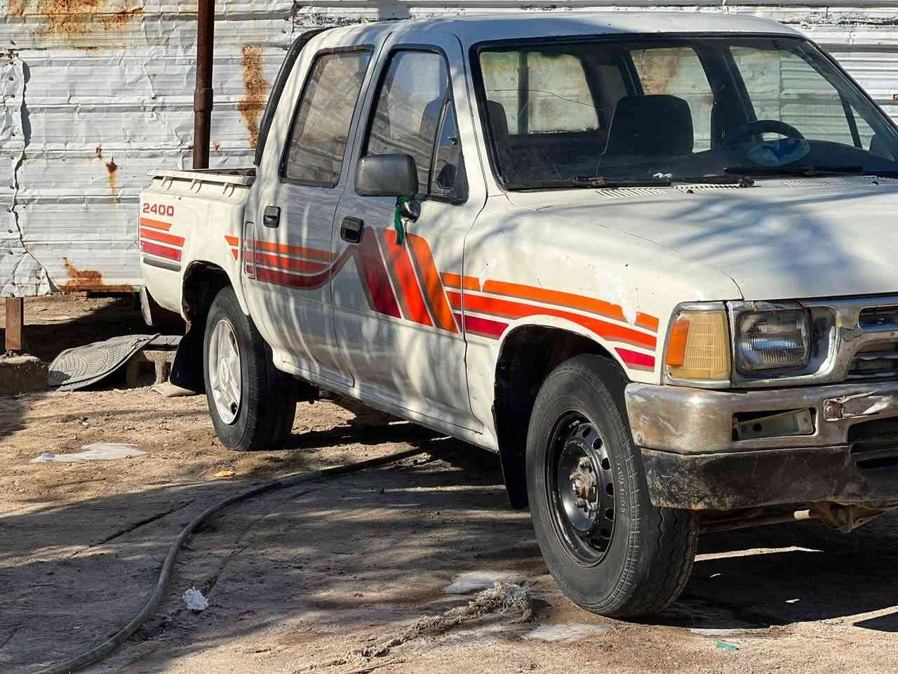 سلام عليكم تويوتا89 البيع مكان ناصريه كير ومحرك بلاد رقم مثنى مشروع وطني محرك كروسيده شاصي مكفول سياره جاهزه مال جناي ***********
