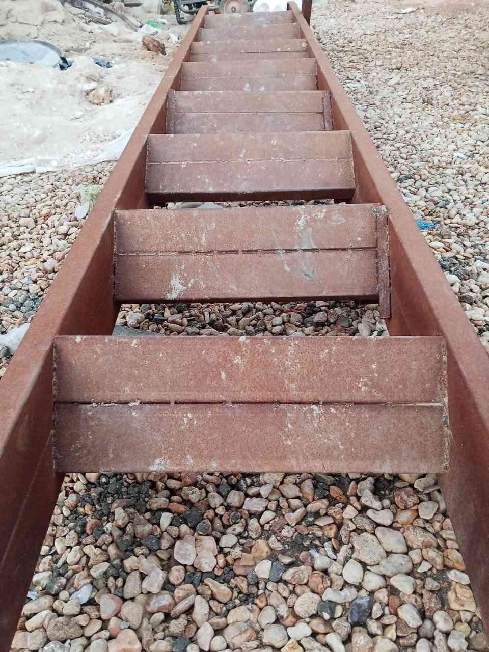 للبيع درج طول 3ونص /8بايات مكان الشاميه ***********
