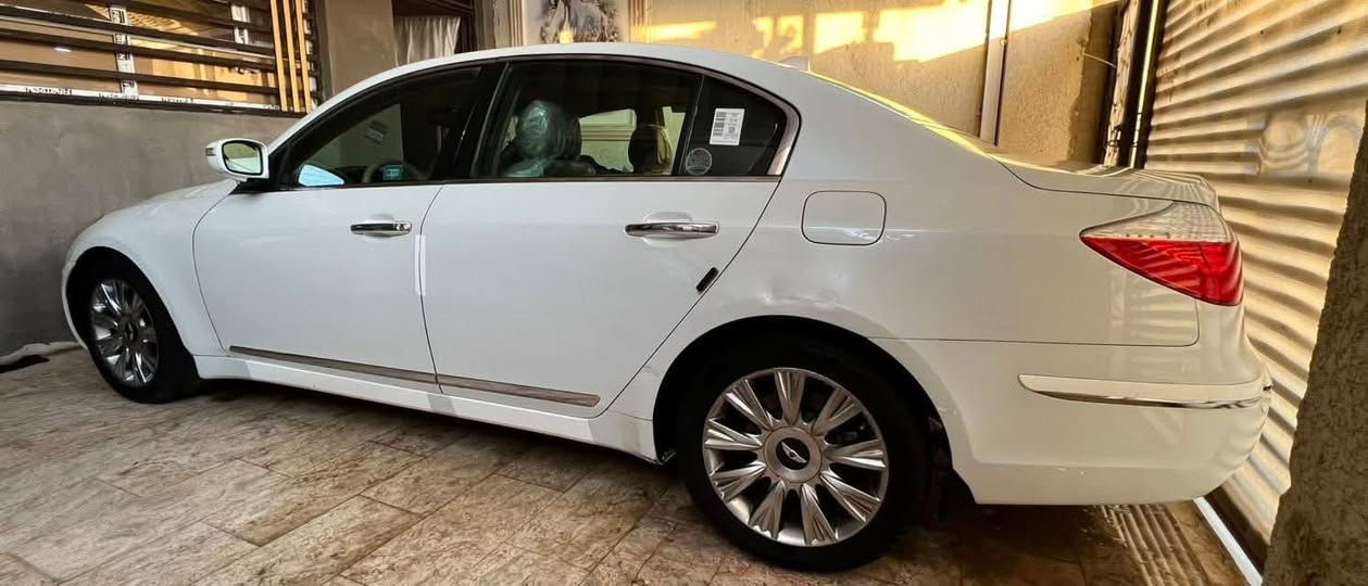 السلام عليكم
2011
خليجية
حادث جاملغ وبنيد
مكانها ميسان
السياره نظيفه وجاهزه وما بيها اي نقص 
رايدها ب120
رقم الهاتف 
***********
