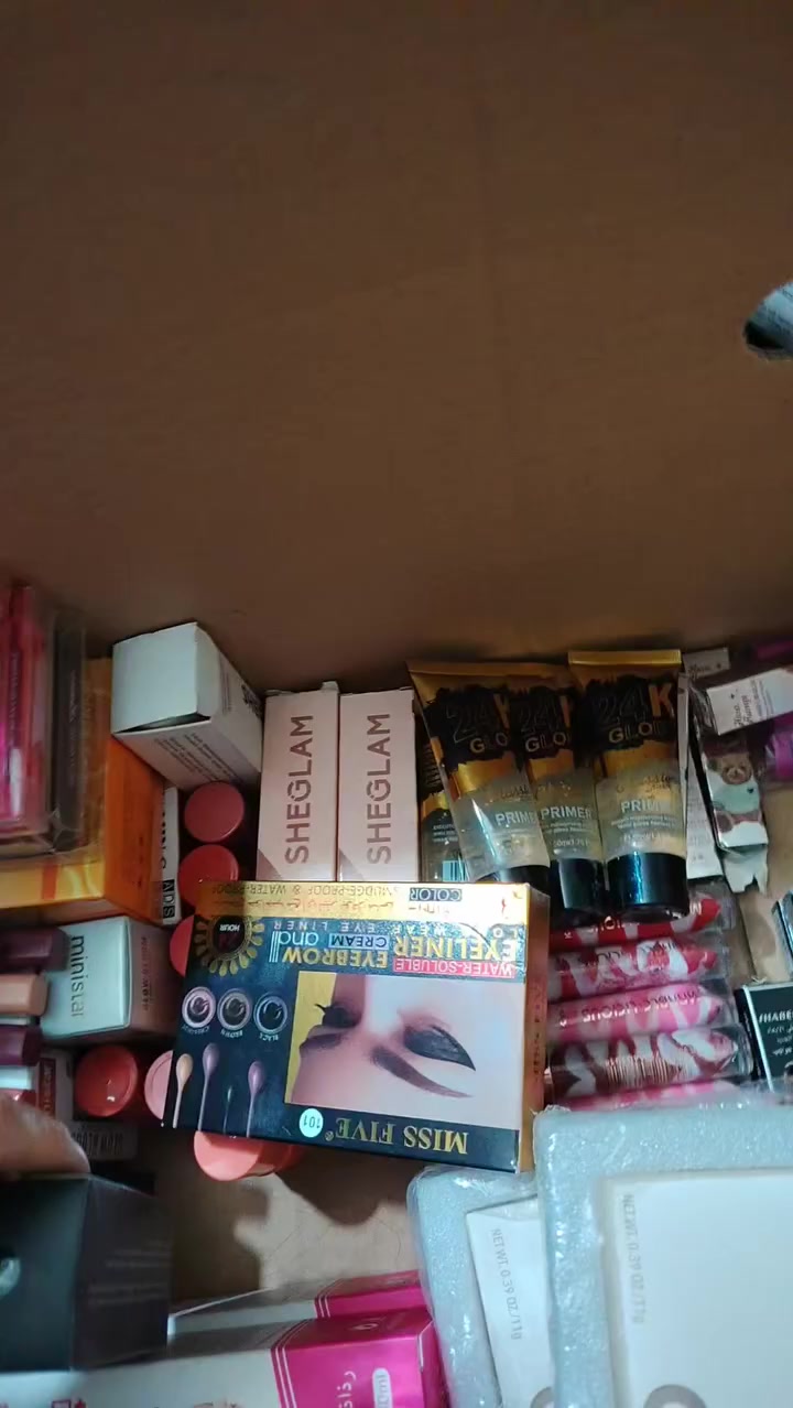 سلام عليكم شلعه كامله مكياج للبيع اي استفسار على الخاص


**إذا كنت صاحب هذا الإعلان وتريد حذفه لأي سبب، رجاءا أرسل رسالة إلى الدعم الفني**