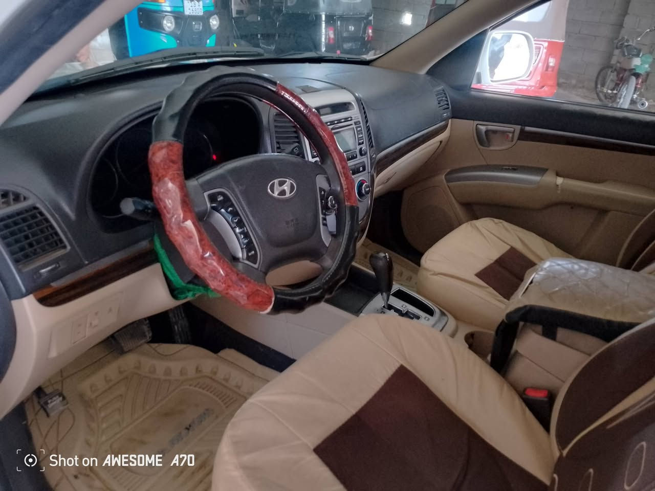 سنتافيا 12 فول مواصفات محرك 6 سلندر 3500 رقم بغداد بسمي مشروع وطني بيه رش 5 قطع فقط بدون دواخل وبدون معجون إثر شخوط وجراد مكفوله من الحادث والضربه ولغود وتكم وشواصي ابيعك 5 قطع رش ع سونار مكينه وكير مكفول ماشيه 147 المكان بابل السعر 140 بيه مجال (***********)
*********** واتساب

