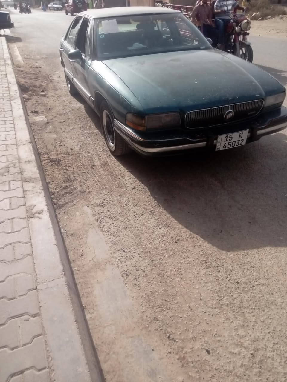 سلام وعليكم
بيوك موديل 92 لبيع أو مراوس 
رقم انكليزي جديد بسمي 
محرك سته بلادي كير كفاله 
***********
