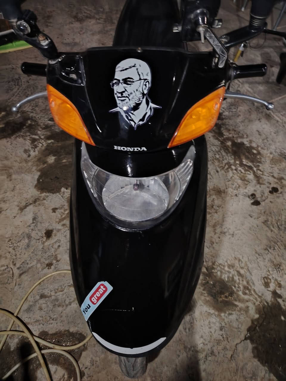 دراجه سبيسي ياباني نظيفه سلف هندر كهربايات شغاله كيجات بانزين سرعه الدراجة كل حلوه ونظيفه مفتوحه مره وحده السعر 600 وبيه مجال رقمي ***********
