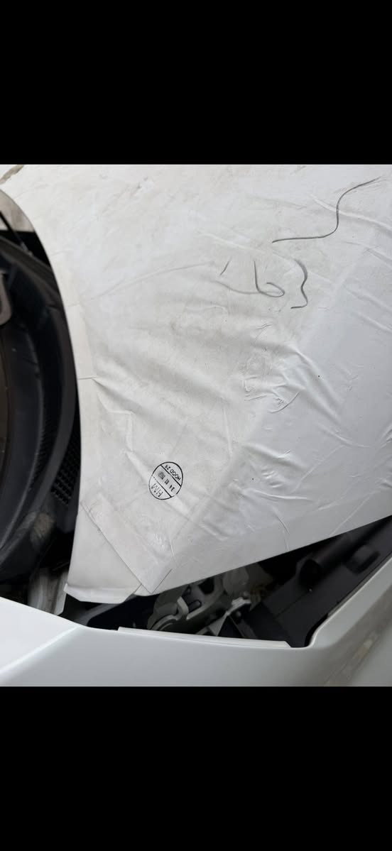 السلام عليكم سياره سورنتو موديل 2014
ماشيه 26 السياره بوضع الشركه 

(مواصفات السياره )

مكينه 4 سلندر 2400 

3 قطع تبريد
 7 راكب 
لد امامي حساس امامي خلفي 

كامرى مري شفط 
كشنات جلد ويل كروم
نضام تزحلق 
بردات خلفيه
تبريد بيانو
مكفوله من الصبغ والضربه والتبديل
السياره في وضع الشركه
رقم بغداد 
عدد سويجات 2 
مكان السياره بغداد شارع فلسطين
الهـاتف ***********
