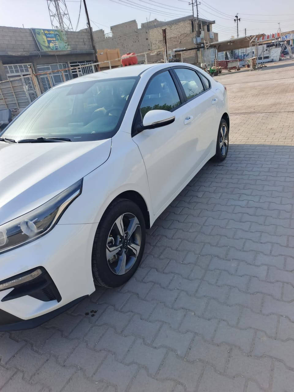 سلام عليكم

سيراتو للبيع موديل 2019

سعر 155 أو بيه مجال شي بسيط 

محرك 1600

تبريد قطعتين

داخل لونين

تحكم استيرن

مكفولة من الصبق او التبديل

رقم بغداد 

سونار مرافق المنشور

سياره جديد بمعنه الكلمه

***********

مكاني بغداد قضاء المدائن سلمان باك

الشراي يتصل
