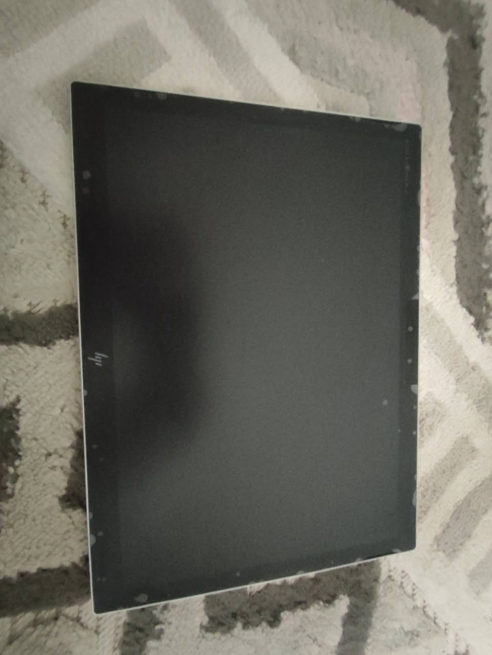 السلام عليكم
لابتوب Hp elite x2 1013 g3 النظام تالف ويحتاج فرمتة

يكلف بحدود الـ 10 آلاف و إذا عندك فلاش تكدر تفرمتة بيدك

والمس متوقف ملحقاتة بس شاحنة والجهاز يشحن طبيعي بس يرادلة شوية تحرك الشاحنة غير هذا الجهاز نضيف وما مستعمل هواي لان تاركة صارلي تقريباً شهرين سبب البيع اشتريت ايباد وبعد ما احتاجة 

قيم وأخذ بما يرضي الله 

مكاني كربلاء يم مستشفى التركي 

رقمي ***********
