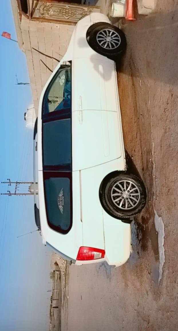 السلام عليكم 
حلال مسلم بلمزاد سياره سيدونا موديل 2012 كير محرك جدد بيبان كهربائي تبريد ثلاث قطع السياره وارد امريكي الستفسار ***********
