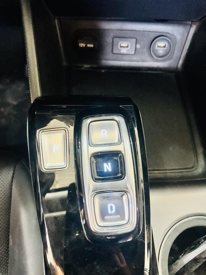 السلام عليكم اكيد داخل معرض سيد حسام الشرفي

سوناتا 2022كوري غاز بلادي 
سياره جاهزه من كلشي مرقمه وكامله بابل 
صبغه جديده سياره ماشيه 38الف حقيقي 
المكان بابل الشوملي قرب السيطره
الاستفسار 
***********
