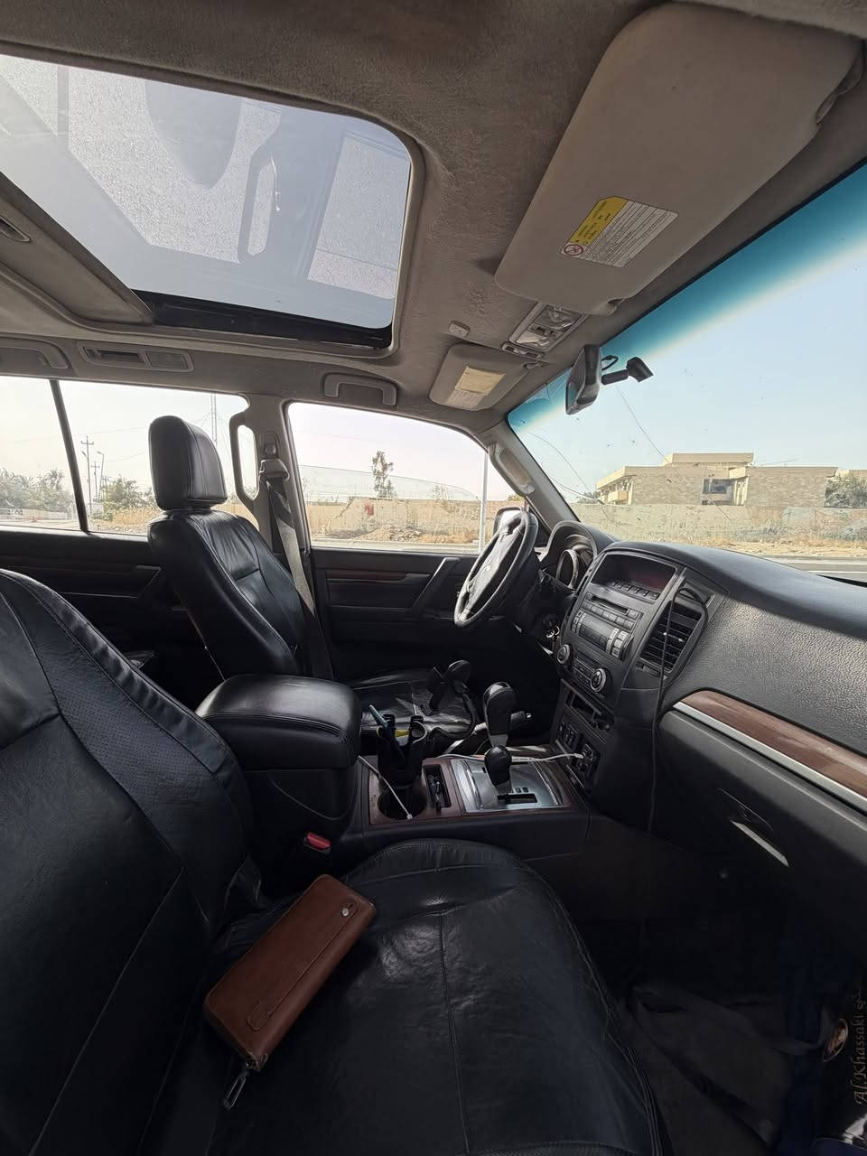 باجيرو ٢٠٠٨ خليجي حبتور بدون صبغ رقم بغداد باسمي سياره جاهزة الحمدلله نقصه تبريد فقط تدفئة شغاله كهربائيات كاملة بيه منضومة عاز متريده اشيله الغيه الك وتاخذ السيارة سعره ١١٠ مكان عامريه بغداد للإستفسار ***********
