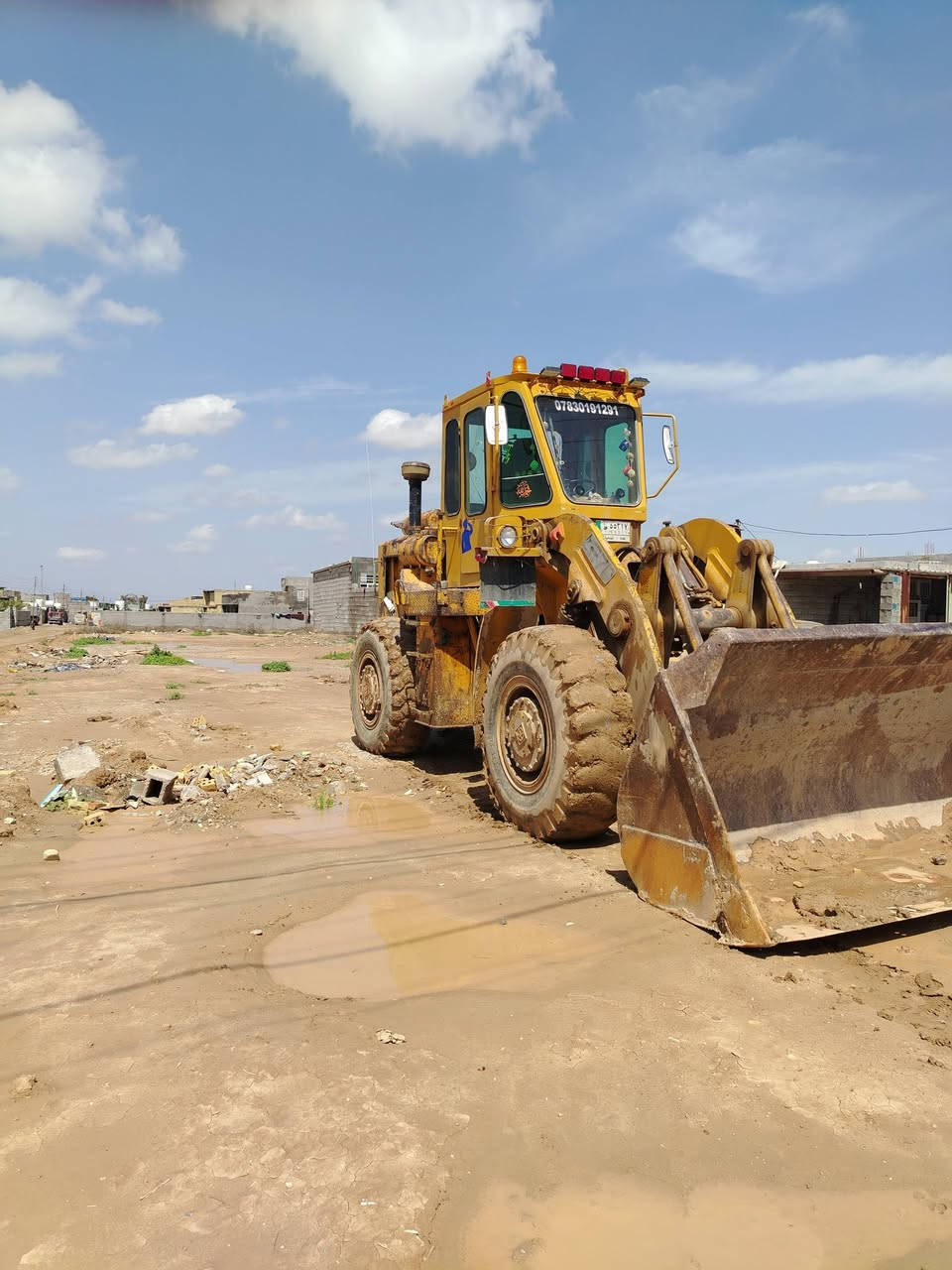 السلام عليكم ورحمة الله وبركاته
شفل 70لبيع موديل 79رقم بغداد ألماني كير تركم محرك خير من الله المحرك105بي بريك
السعر 140 /*********** المكان بغداد تقاطع النهروان
