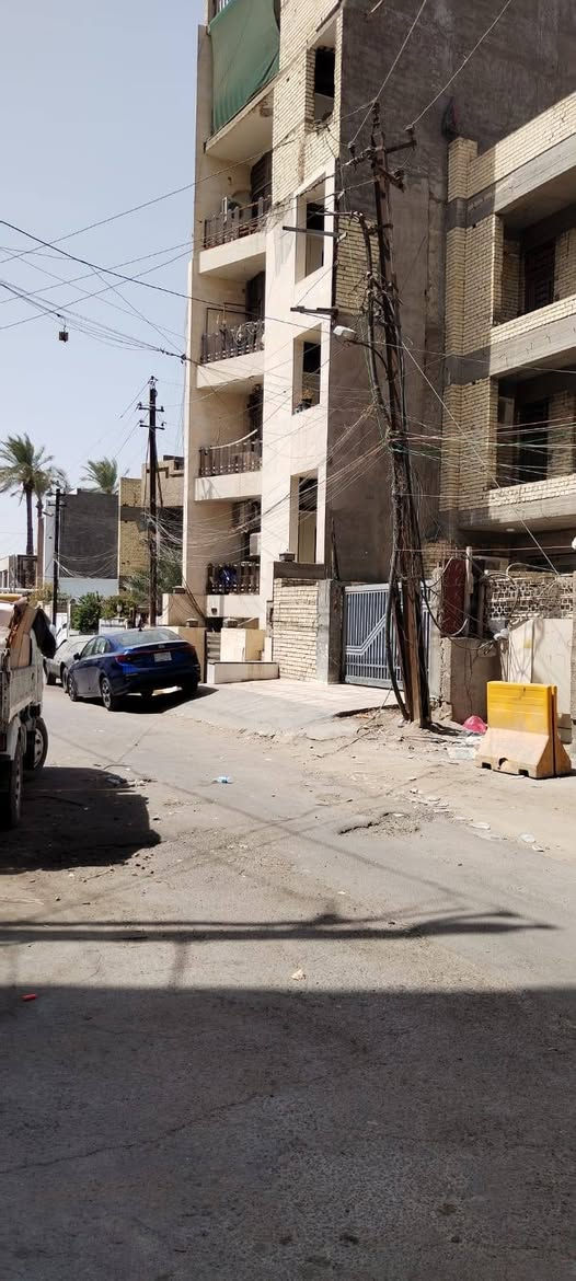 السَلٱمٌ عـَلـْيگمّ-ۈرحـْمّـٌة ٱللـّہ ﯙبُرگـّاتہ  شقة للبيع طابق ارضي 71 متر الكرادة شارع 42 السعر فد شي صاحبها محتاج ويريد يسافر  للاستفسار الاتصال ع الرقم *********** او ع الرقم الثاني ***********
