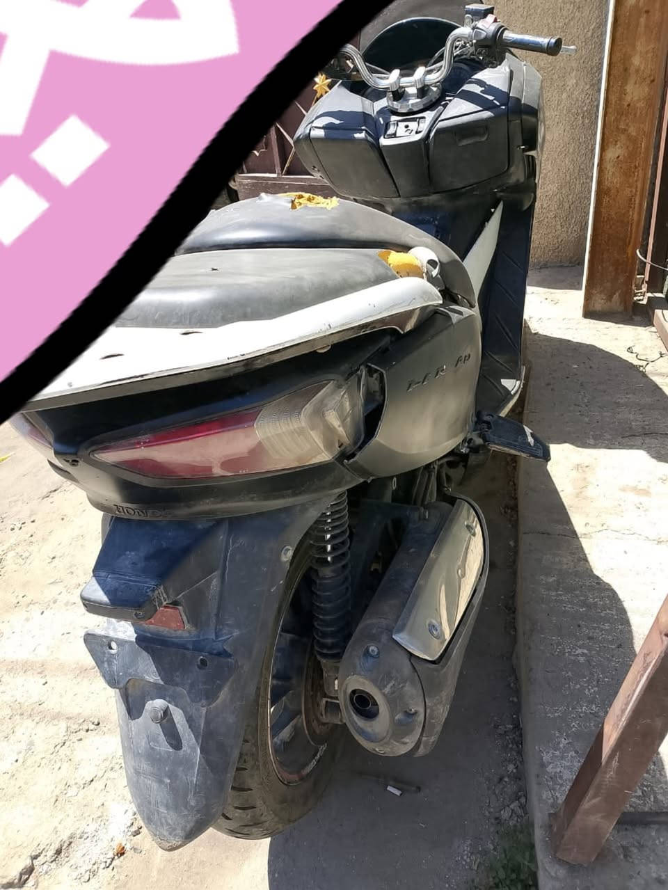 السلام عليكم 
دراجه فورزه 012  
شغاله كلشي مابيه 
فقط كفراته تعبانه شوفت عينكم 
للبيع شراي فقط يدخل 
السعر 550
مكاني بغداد حي القاهره


**إذا كنت صاحب هذا الإعلان وتريد حذفه لأي سبب، رجاءا أرسل رسالة إلى الدعم الفني**